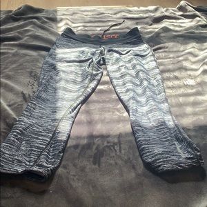 Dry fit Nike capris leggings
